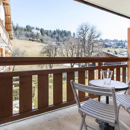 Hr - Meg Megève