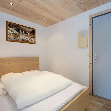 Lejlighed Rent - *
