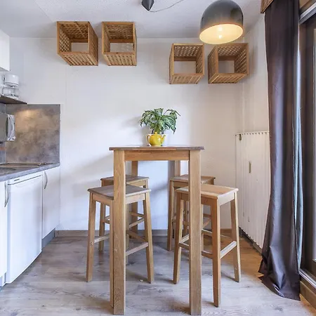 Апартаменти Rent - *